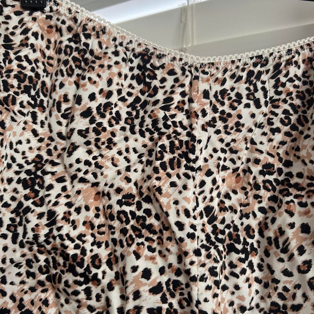 Aerie leopard print flowy boxer shorts coquette lounge shorts small - Picture 4 of 6